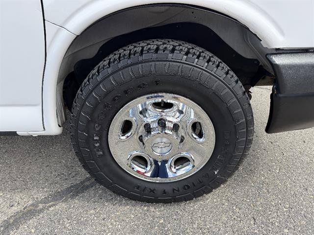 Used 2020 Chevrolet Express 2500 Extended w/ Driver Convenience Package RWD image 10