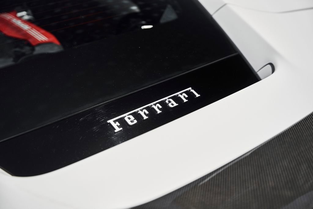 Used 2017 Ferrari 488 GTB RWD image 16