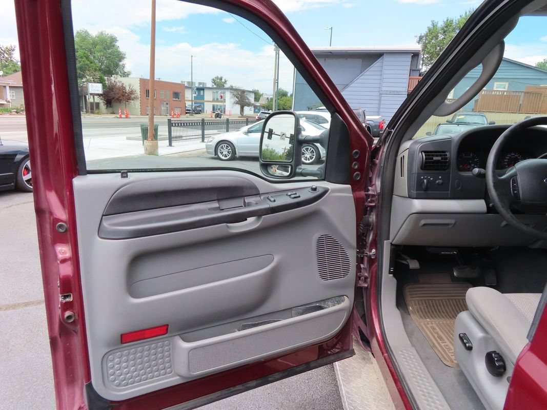 Used 2006 Ford F250 XLT AWD/4WD image 13