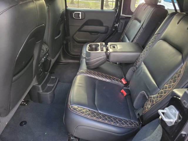 Used 2022 Jeep Wrangler Unlimited Sahara image 11