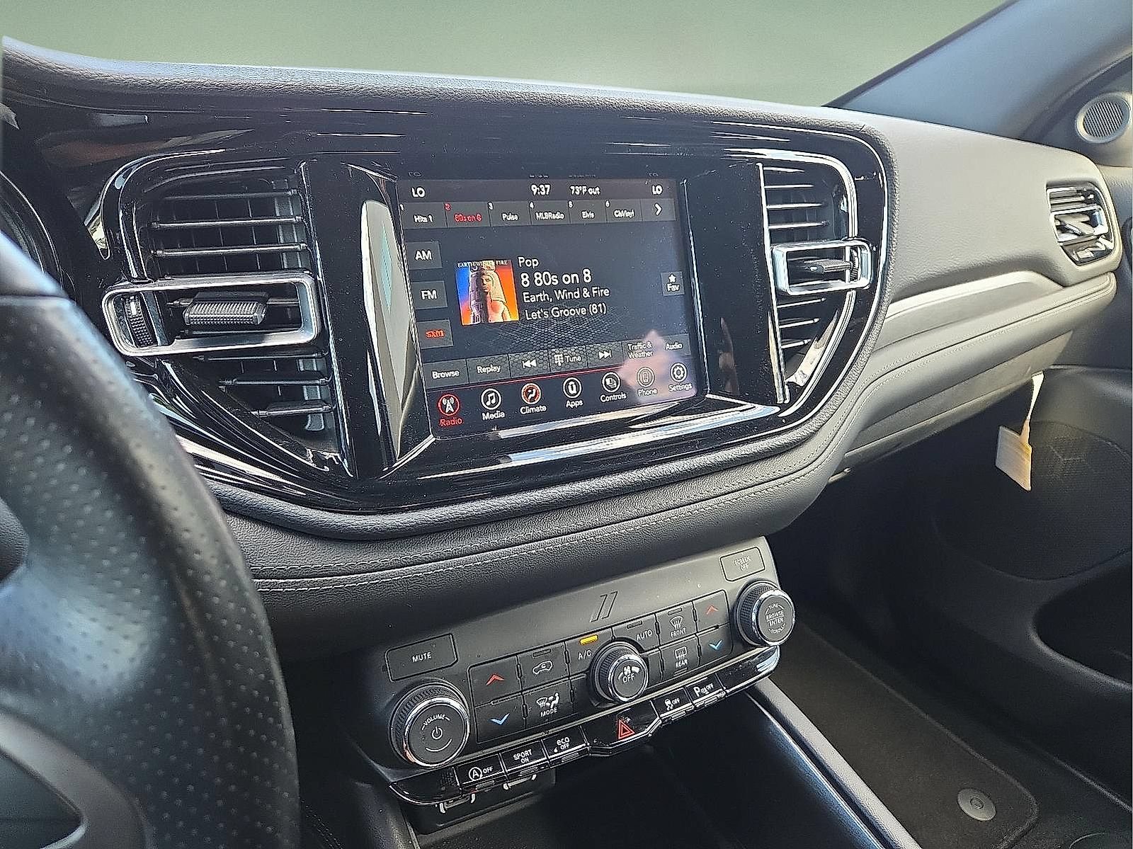 Used 2023 Dodge Durango SXT Launch Edition RWD image 16