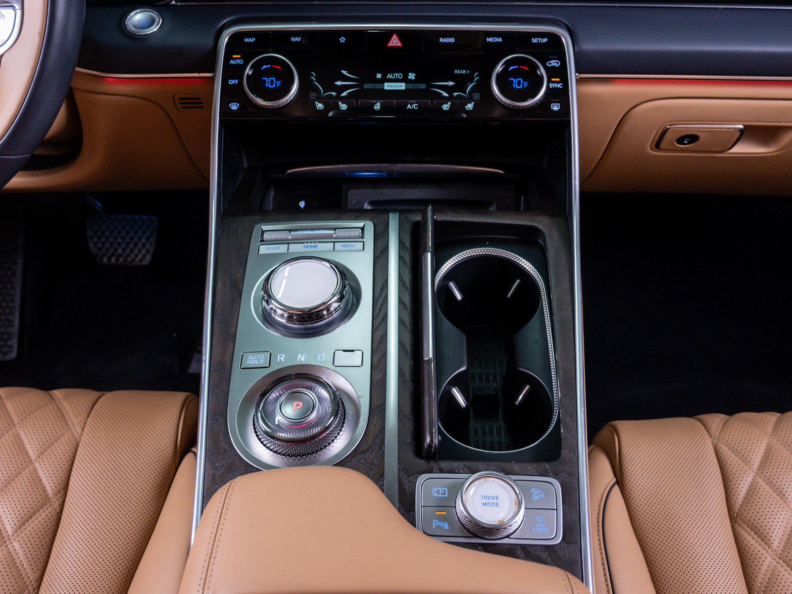 Used 2024 Genesis GV80 3.5T w/ Prestige Matte Package image 29