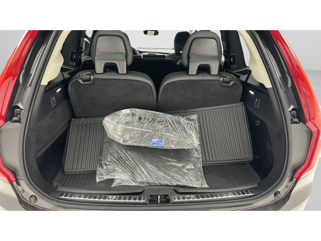 Used 2023 Volvo XC90 B6 Plus w/ Protection Package AWD/4WD image 24