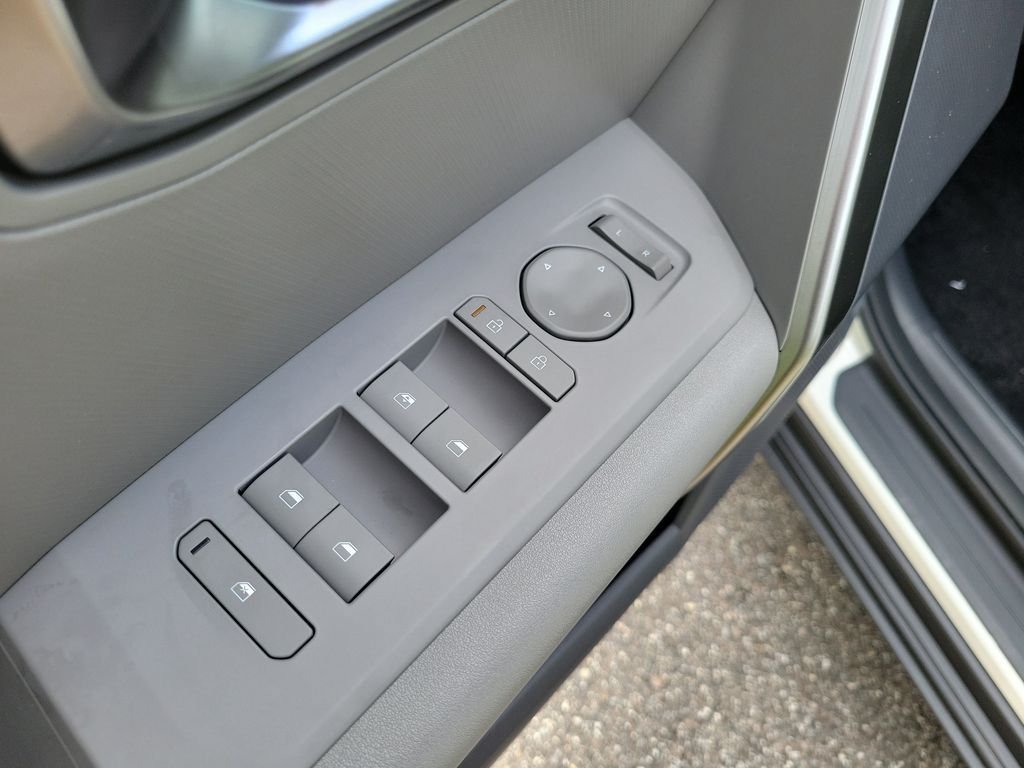 New 2027 Kia Seltos LX FWD image 20