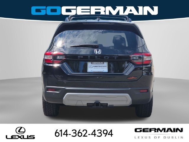 Used 2025 Honda Pilot TrailSport image 9