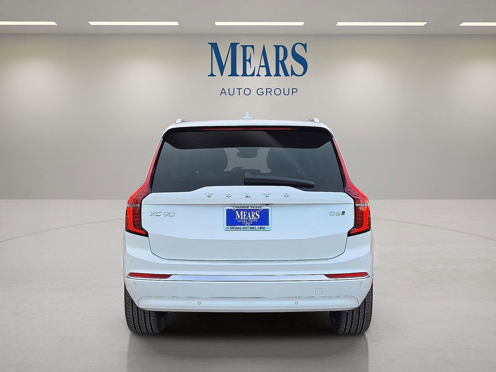 New 2026 Volvo XC90 B6 Plus w/ Protection Package Premier AWD/4WD image 4