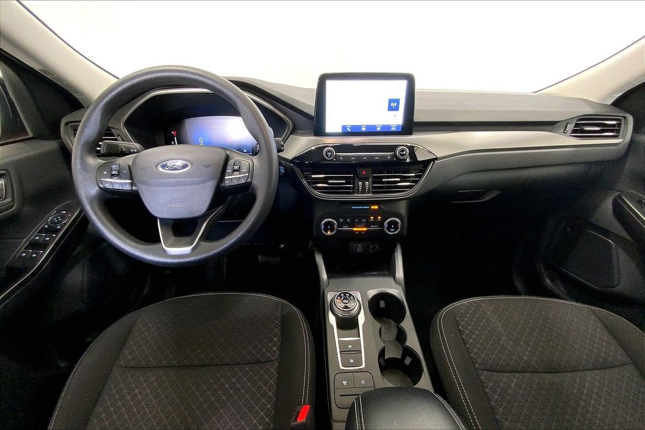 Used 2025 Ford Escape Active FWD image 15