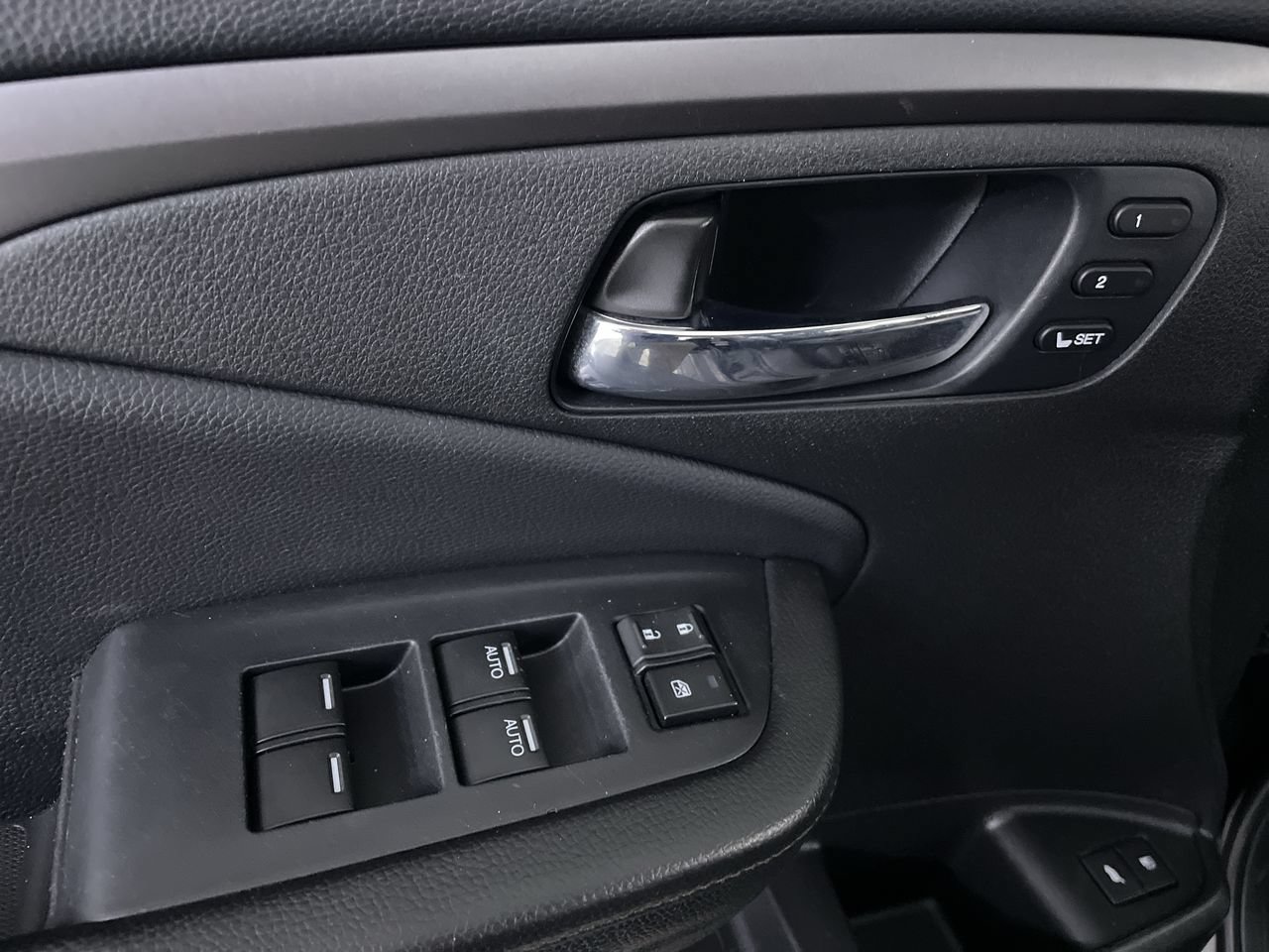 Used 2020 Honda Pilot EX-L image 11