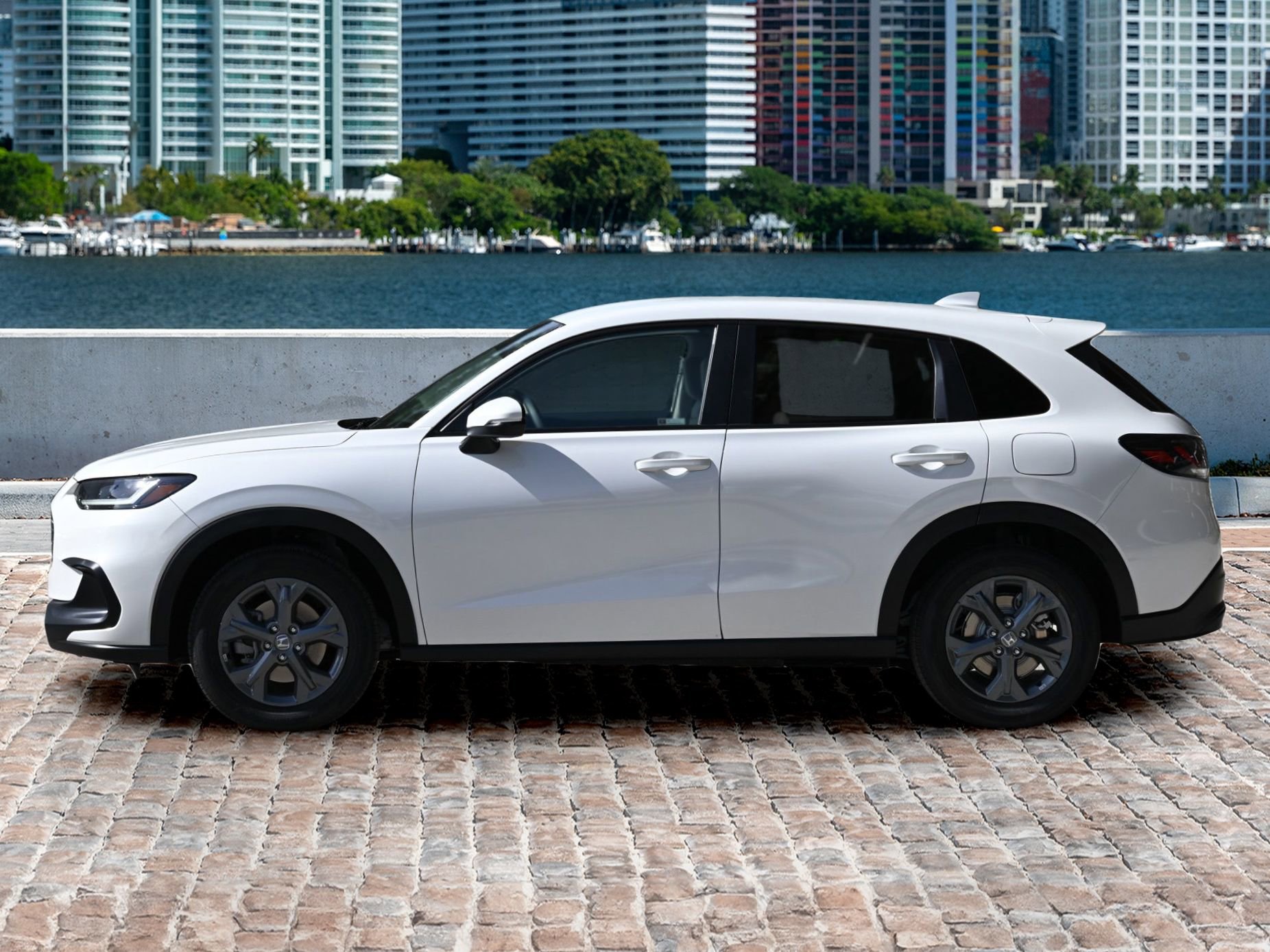 New 2025 Honda HR-V LX image 8