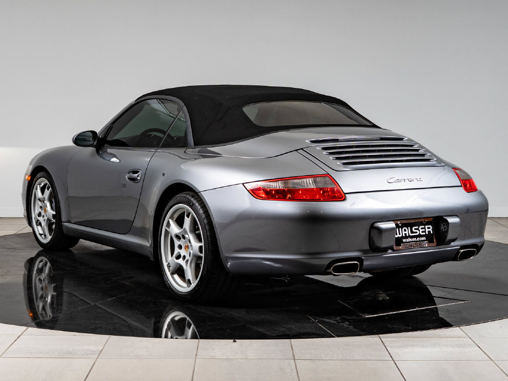 Used 2006 Porsche 911 Carrera RWD image 3