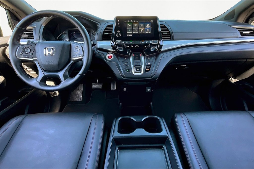 Used 2024 Honda Odyssey Sport image 16