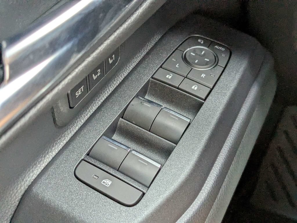 New 2027 Toyota Land Cruiser w/ Premium Package AWD/4WD image 21