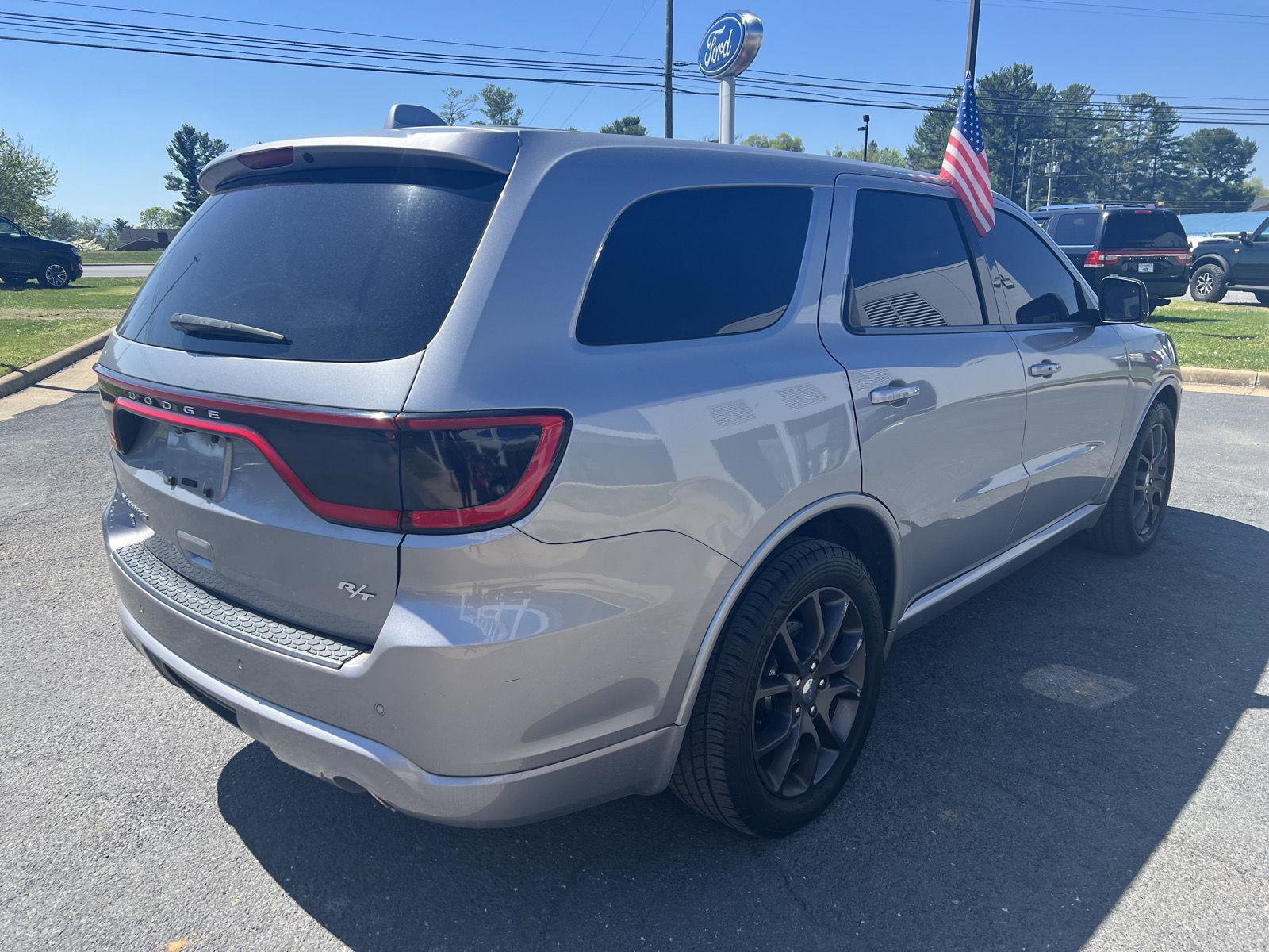 Used 2018 Dodge Durango R/T w/ Technology Group image 5
