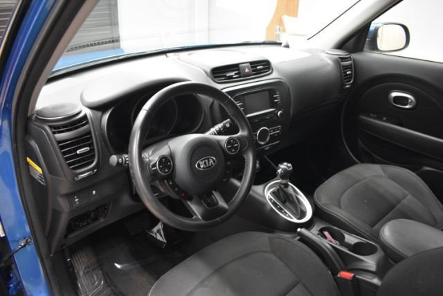 Used 2017 Kia Soul + w/ Designer's Package FWD image 10