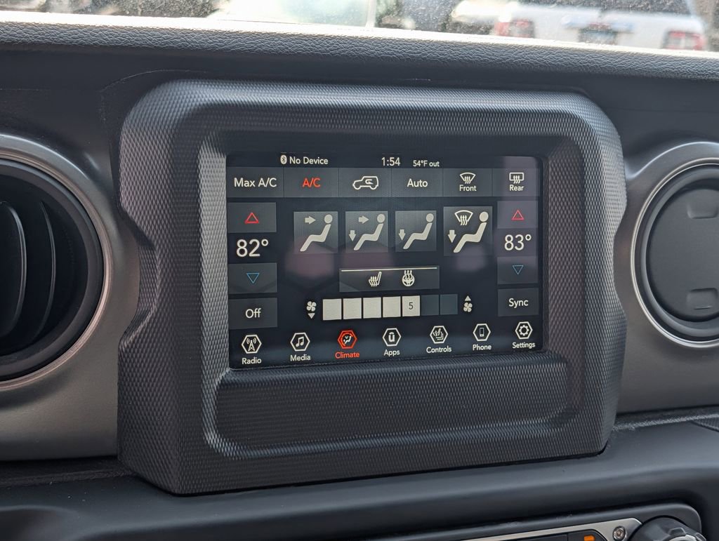 Used 2023 Jeep Wrangler Unlimited w/ Cold Weather Group image 36