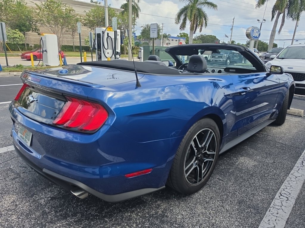 Used 2022 Ford Mustang Premium w/ Ford Safe & Smart Package RWD image 4