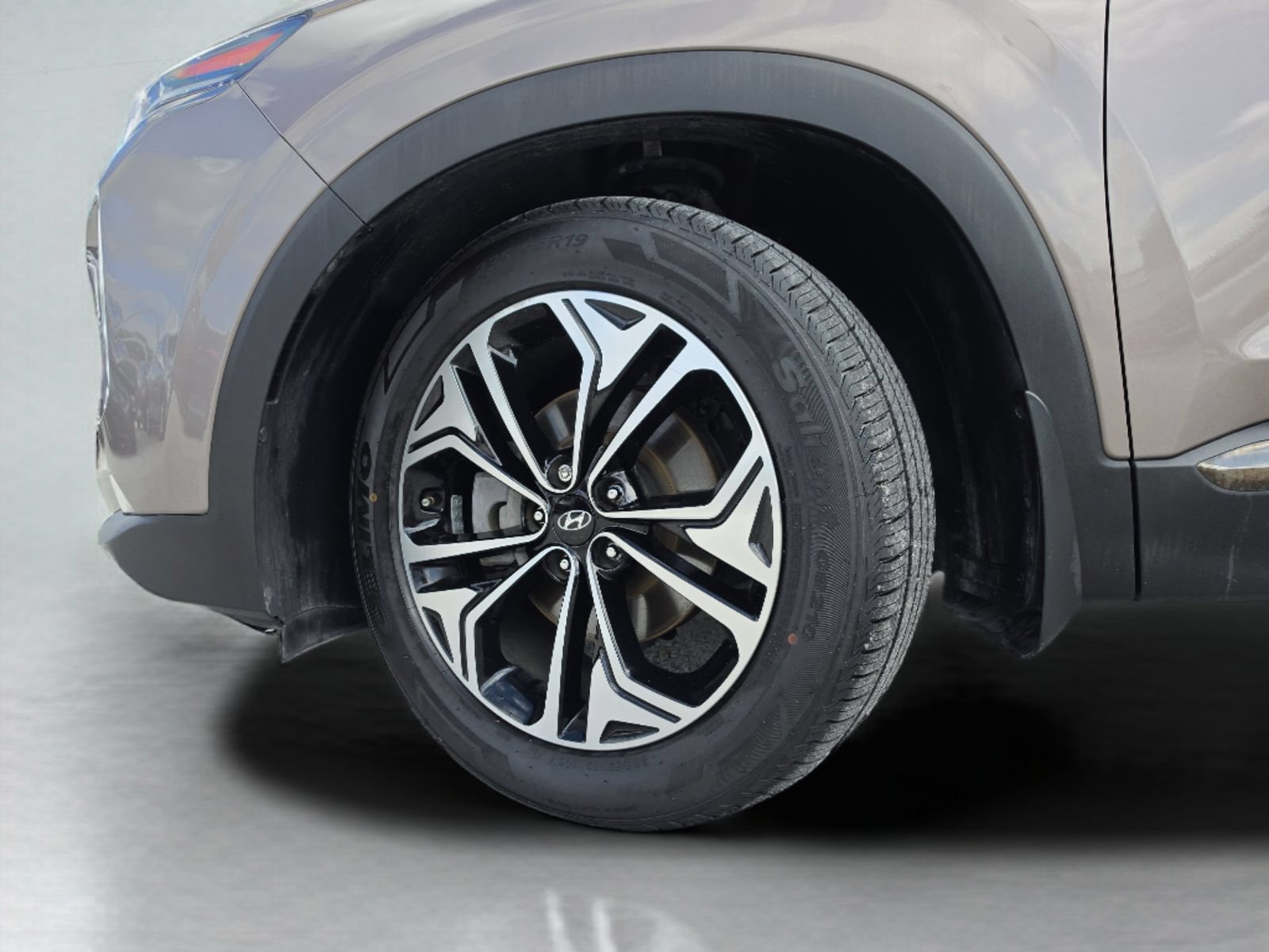 Used 2020 Hyundai Santa Fe Limited FWD image 41
