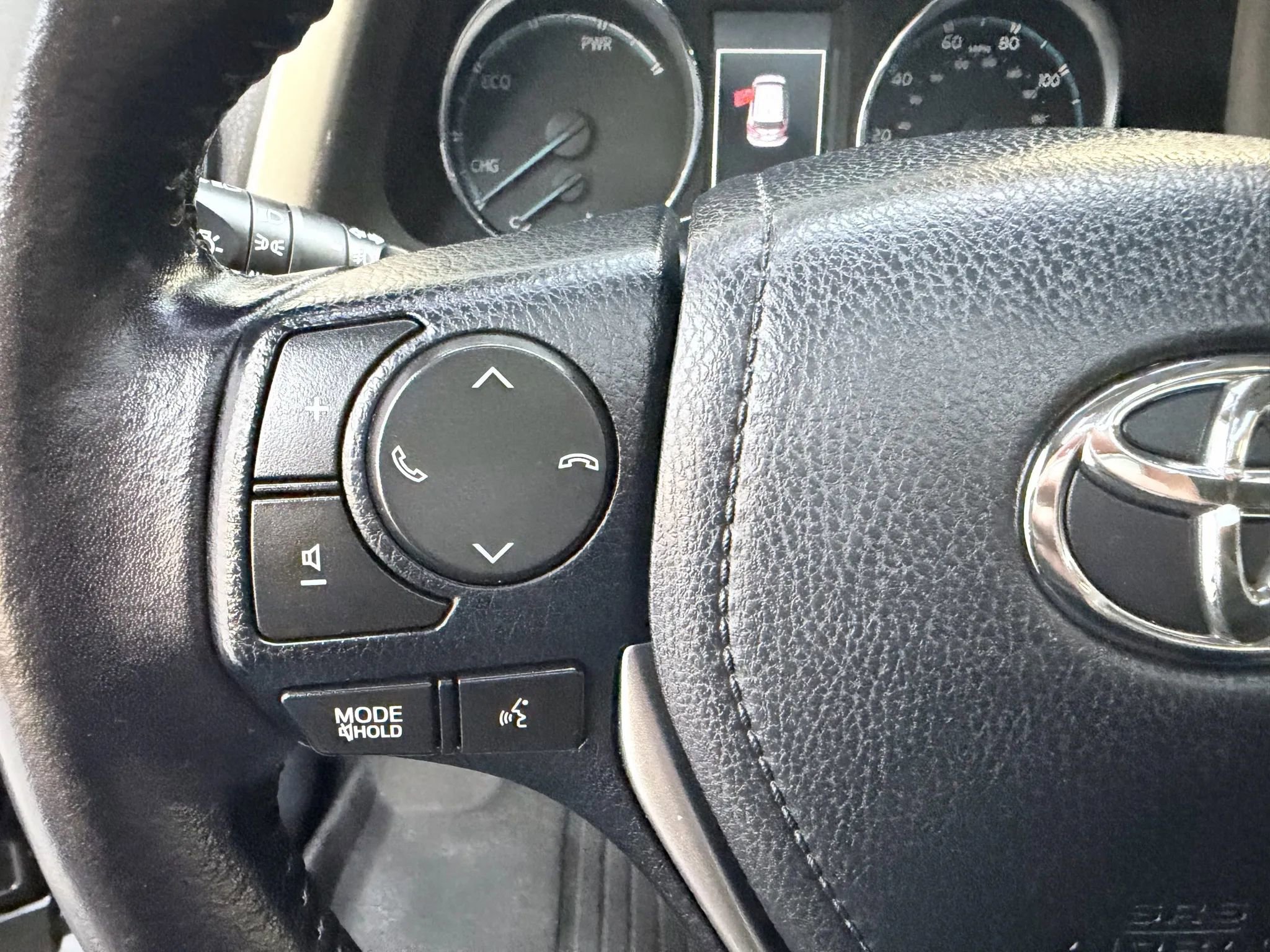 Used 2017 Toyota RAV4 Limited AWD/4WD image 13