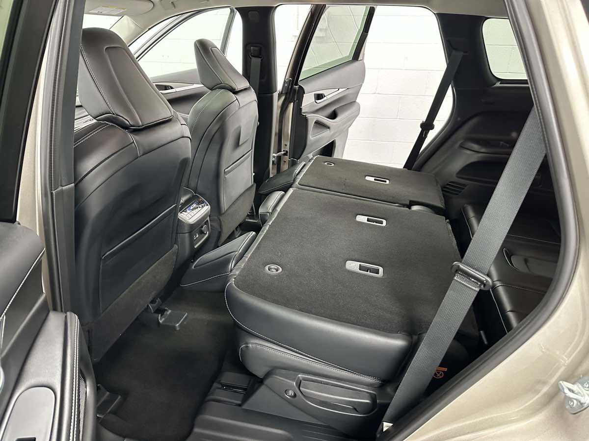 Used 2024 INFINITI QX60 Luxe image 15