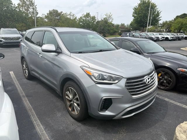 Used 2017 Hyundai Santa Fe SE FWD image 6