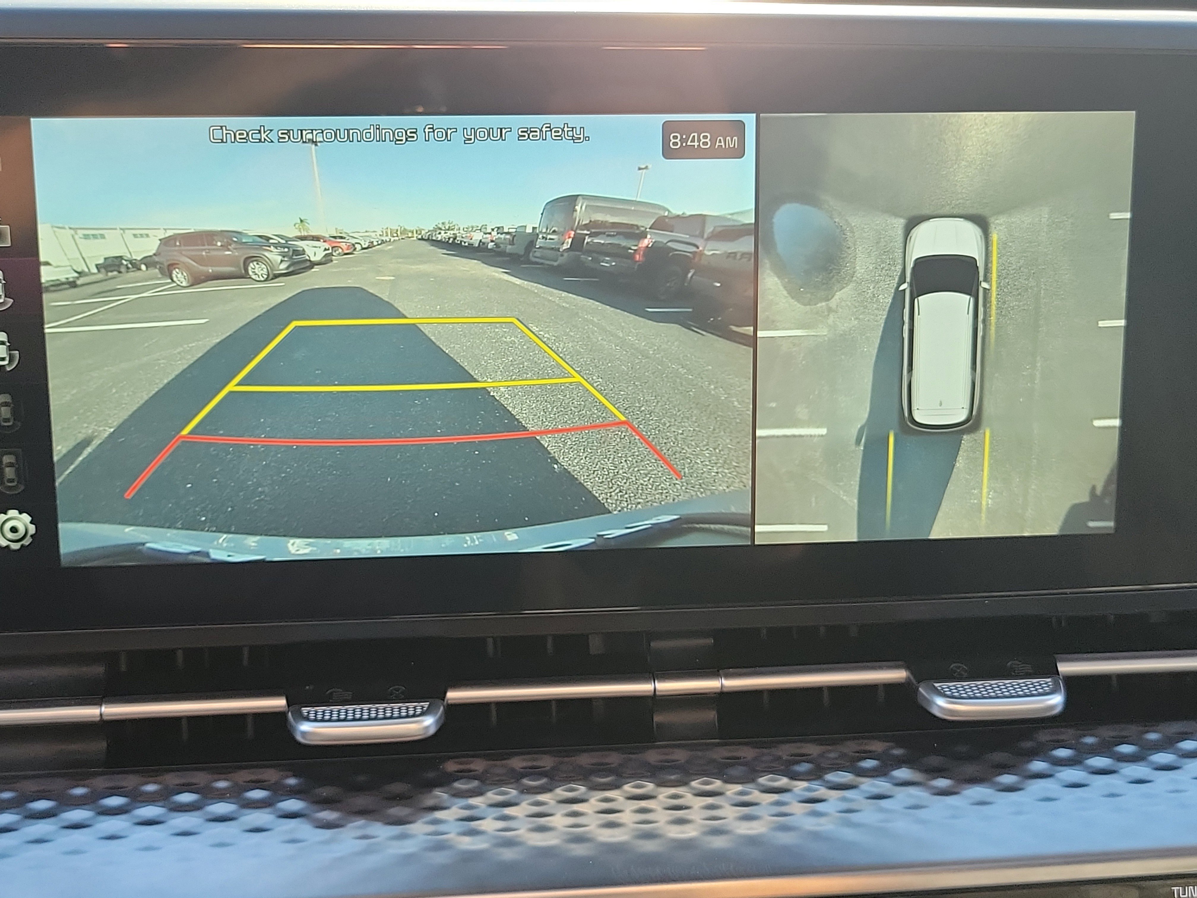 Used 2023 Kia Carnival SX Prestige image 22