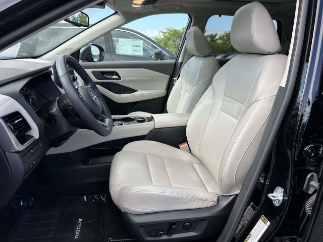 Used 2023 Nissan Rogue SL w/ SL Premium Package AWD/4WD image 16