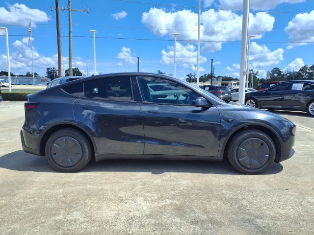 Used 2026 Tesla Model Y 2WD image 6