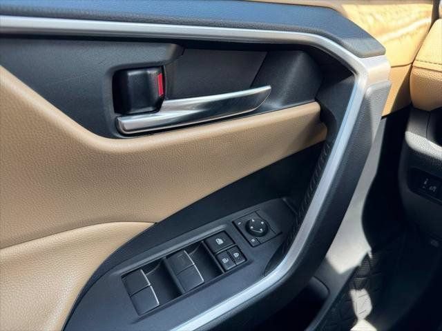 Certified 2019 Toyota RAV4 XLE Premium w/ All Weather Liner Package AWD/4WD image 73