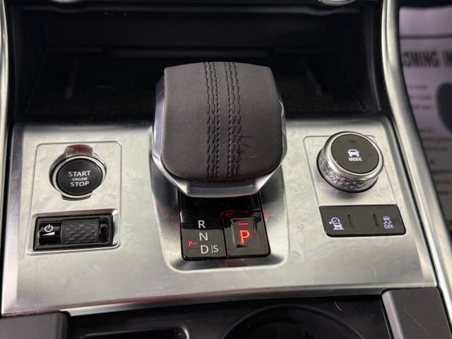 Certified 2023 Jaguar XF R-Dynamic SE AWD/4WD image 39