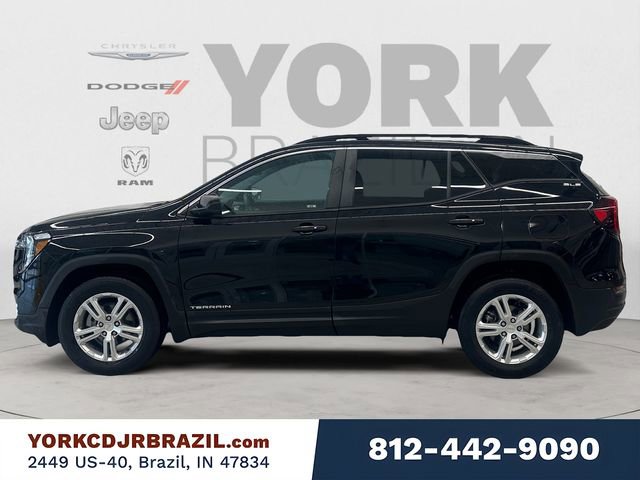 Used 2022 GMC Terrain SLE w/ Driver Convenience Package AWD/4WD image 2