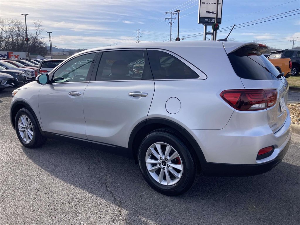 Used 2020 Kia Sorento LX image 6