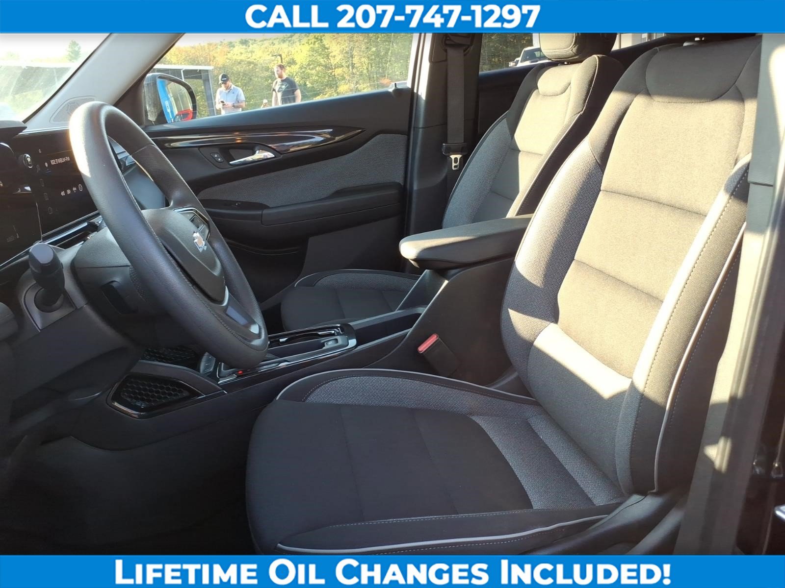 Used 2025 Chevrolet TrailBlazer LT FWD image 11