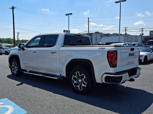 Used 2023 GMC Sierra 1500 SLT w/ SLT Premium Package AWD/4WD image 4
