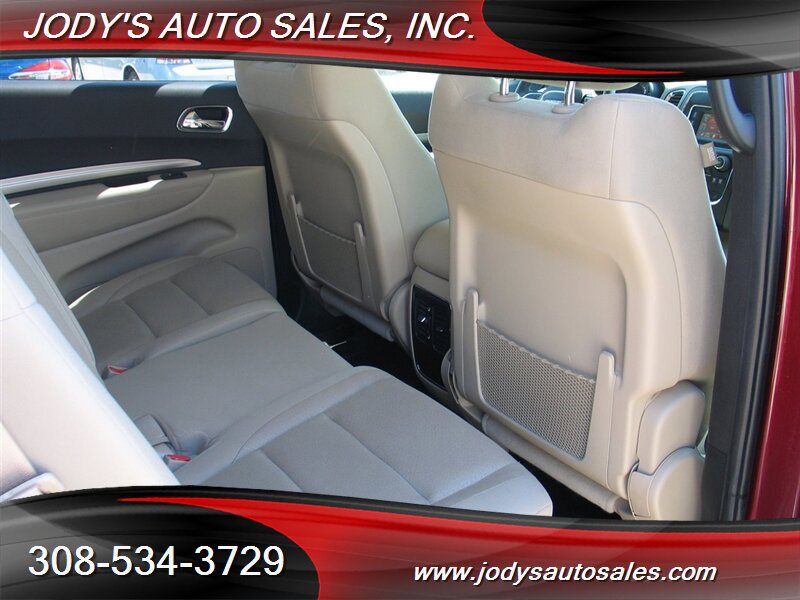 Used 2017 Dodge Durango SXT w/ Quick Order Package 23B AWD/4WD image 24