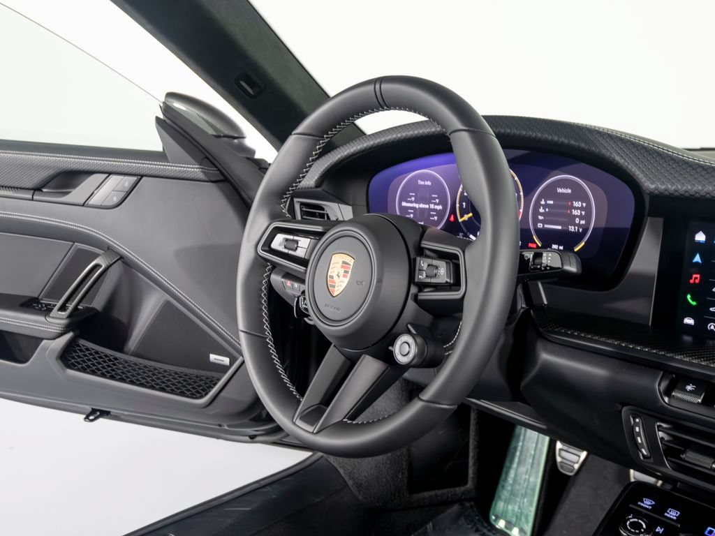 Certified 2026 Porsche 911 GT3 RWD image 38