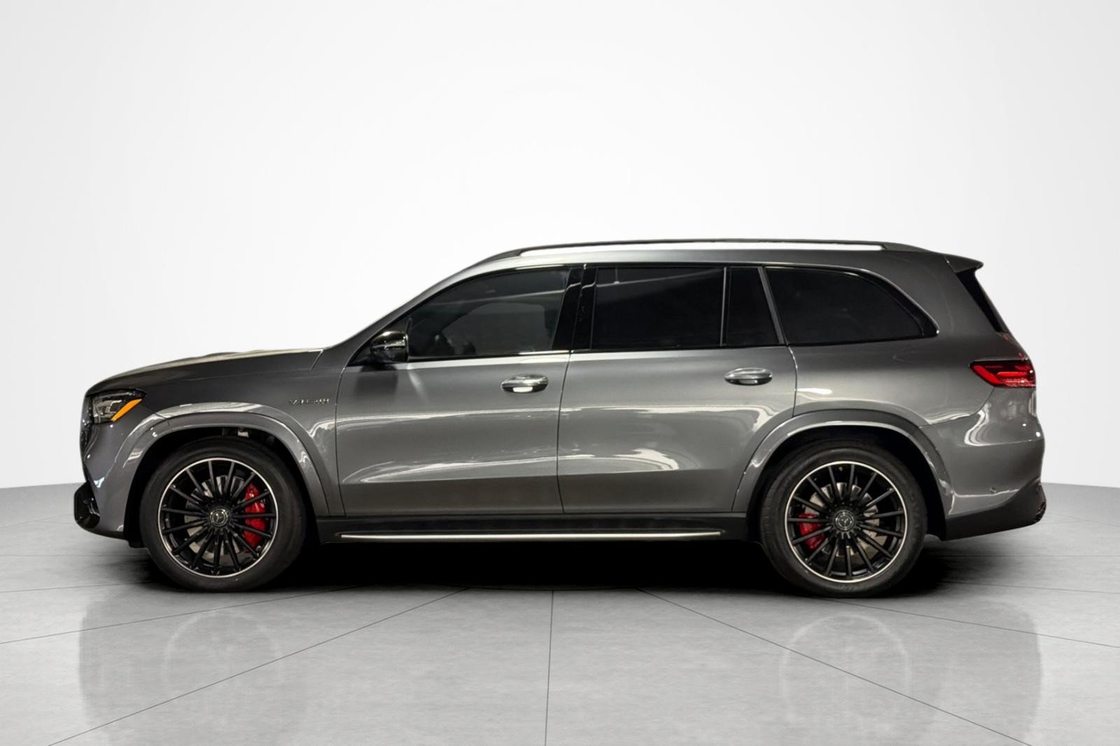New 2026 Mercedes-Benz GLS 63 AMG 4MATIC image 2