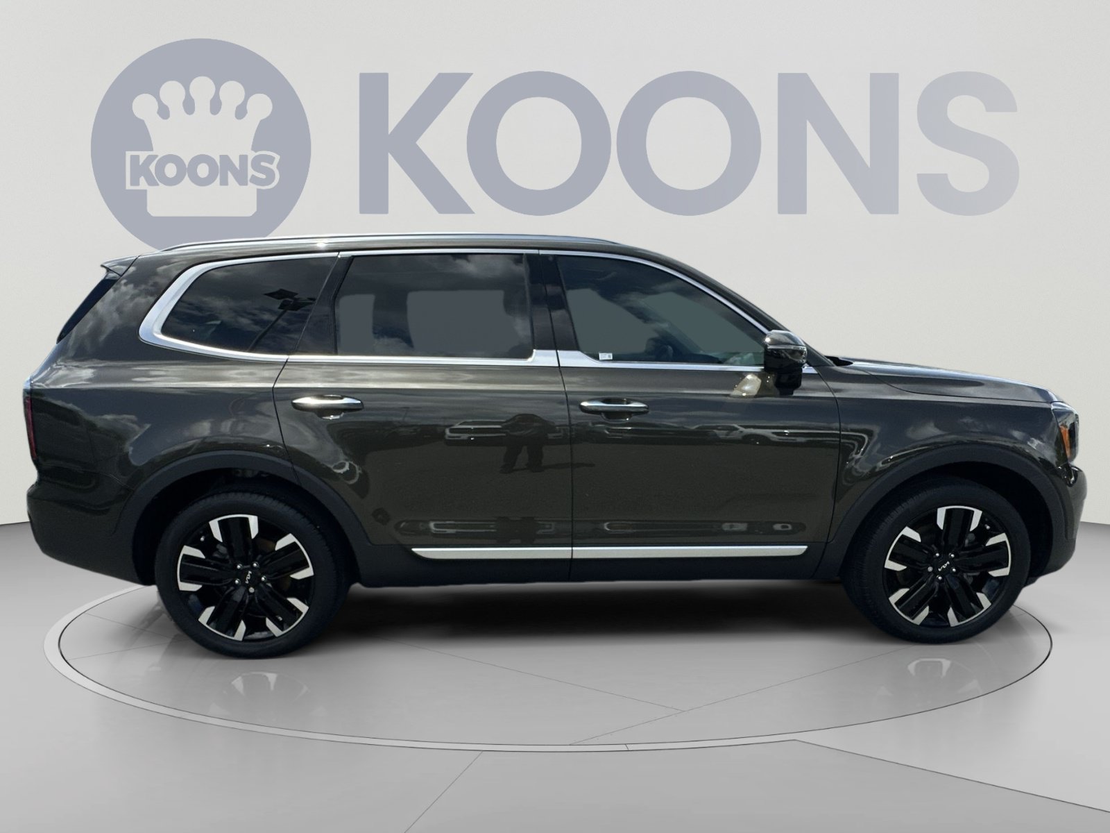 Used 2023 Kia Telluride SX FWD image 17