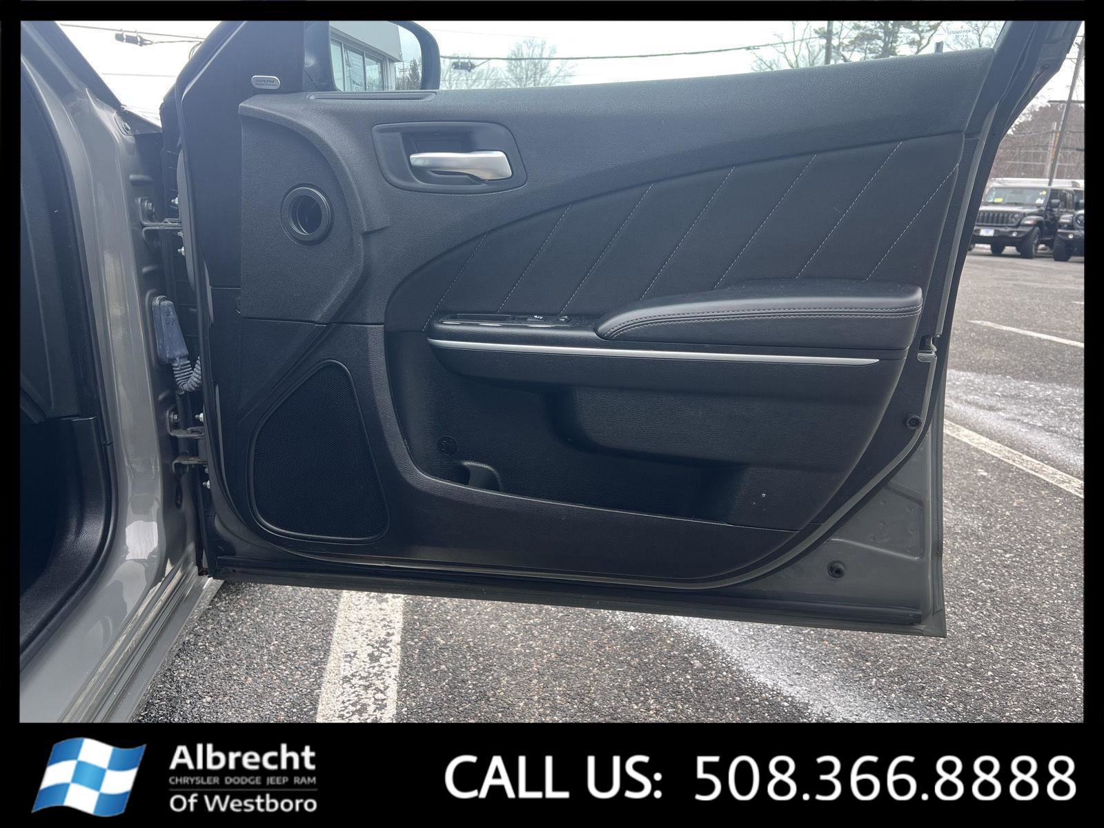 Used 2023 Dodge Charger SXT image 21