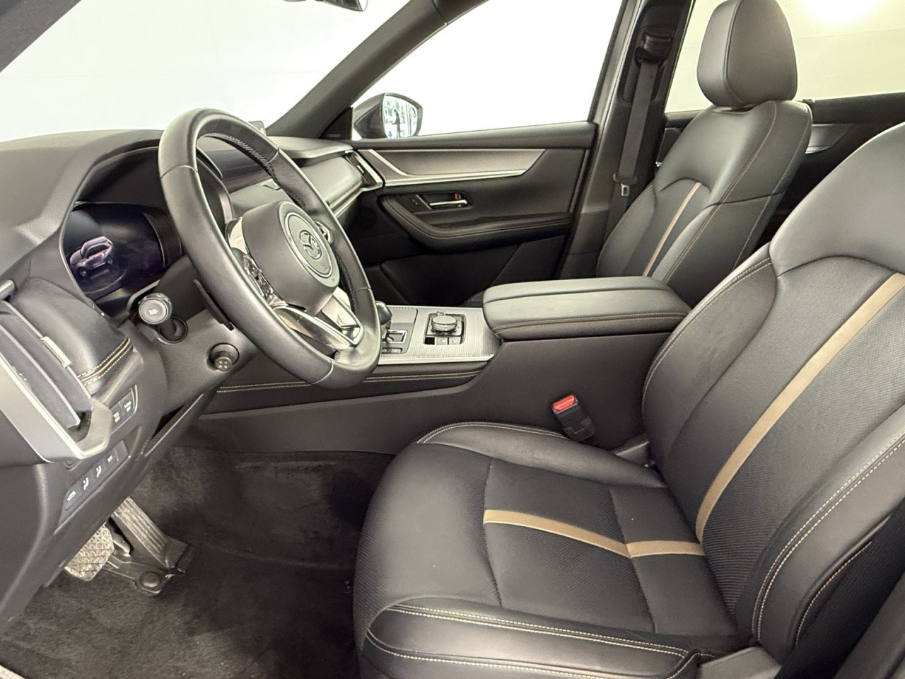 Used 2024 MAZDA CX-90 3.3 Turbo S w/ Premium Package image 18