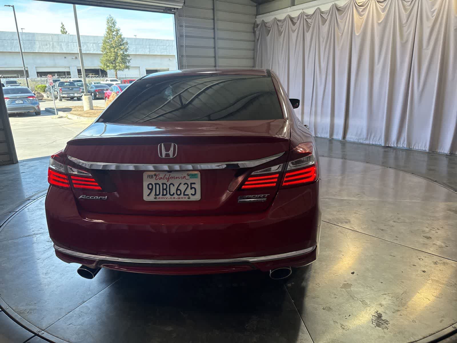 Used 2017 Honda Accord Sport Special Edition image 6