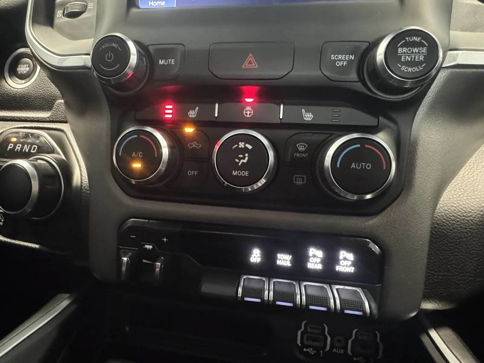 Used 2022 RAM 1500 Big Horn AWD/4WD image 33