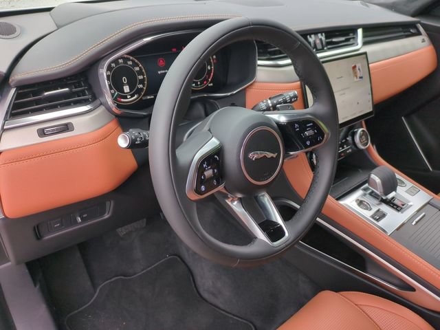 New 2026 Jaguar F-PACE R-Dynamic S AWD/4WD image 7