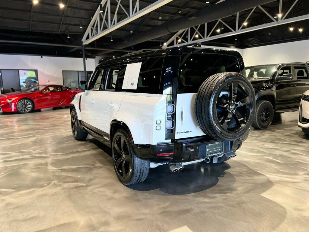 Used 2023 Land Rover Defender 110 image 3