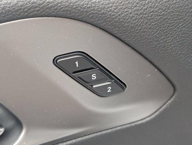 New 2027 Chrysler Pacifica Select FWD image 10