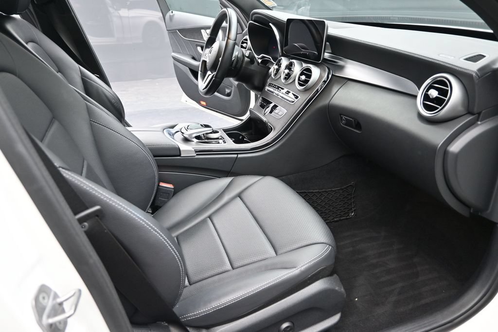 Used 2021 Mercedes-Benz C 300 4MATIC Sedan image 20