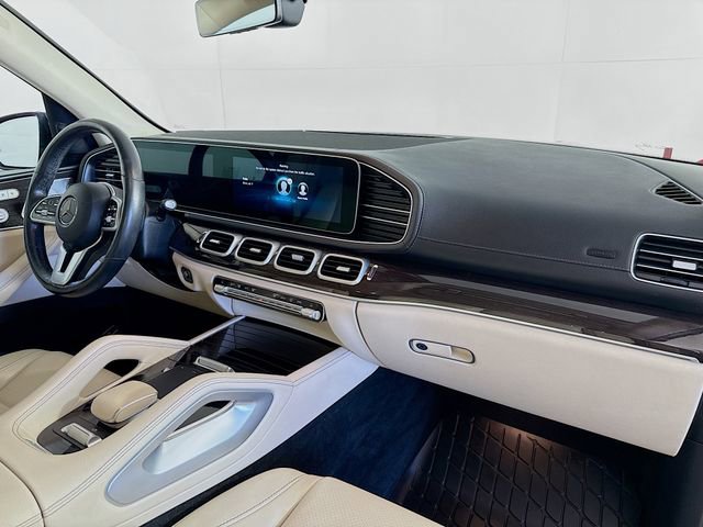 Used 2022 Mercedes-Benz GLS 450 4MATIC image 32