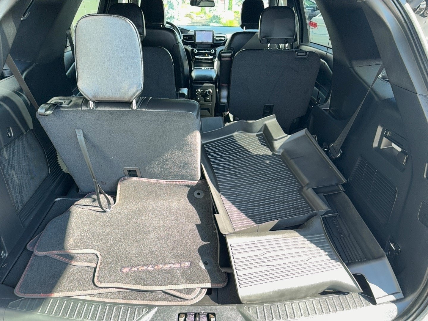 Used 2023 Ford Explorer ST-Line AWD/4WD image 30