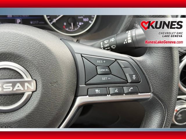 Used 2024 Nissan Sentra SV FWD image 31
