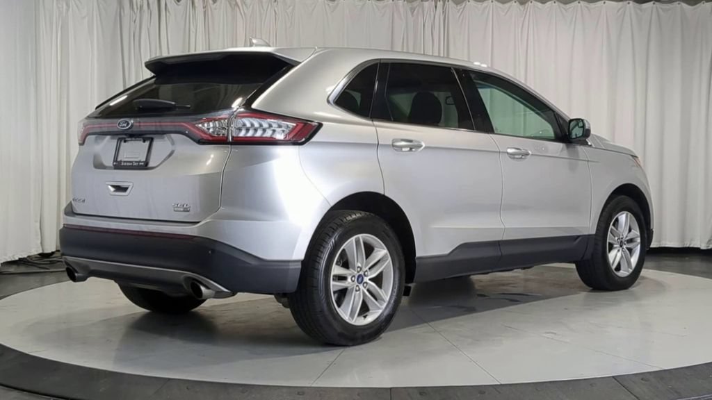 Used 2018 Ford Edge SEL w/ Equipment Group 201A AWD/4WD image 10