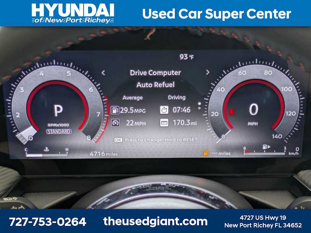 Used 2025 Nissan Kicks SR FWD image 31